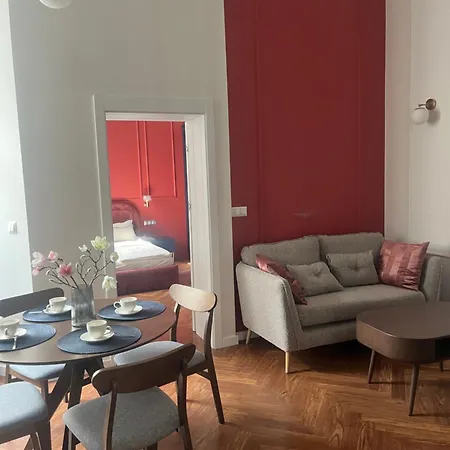 Z Antresola W Centrum Lodzi Апартаменты *