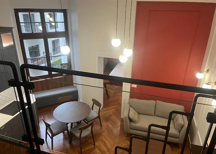 Nawrot 34 Centrum, * Łódź